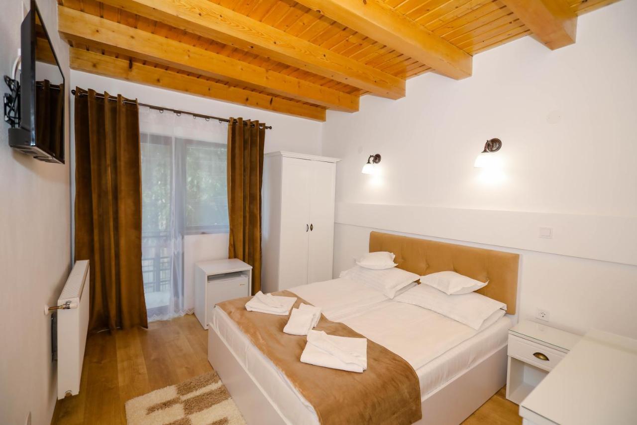 Casa Marica Hotel Baile Herculane Exterior photo
